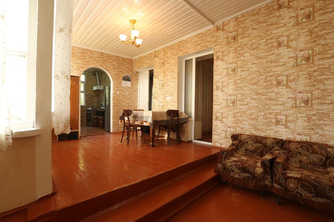 Guesthouse "Ashot Shalunts" Goris Εξωτερικό φωτογραφία